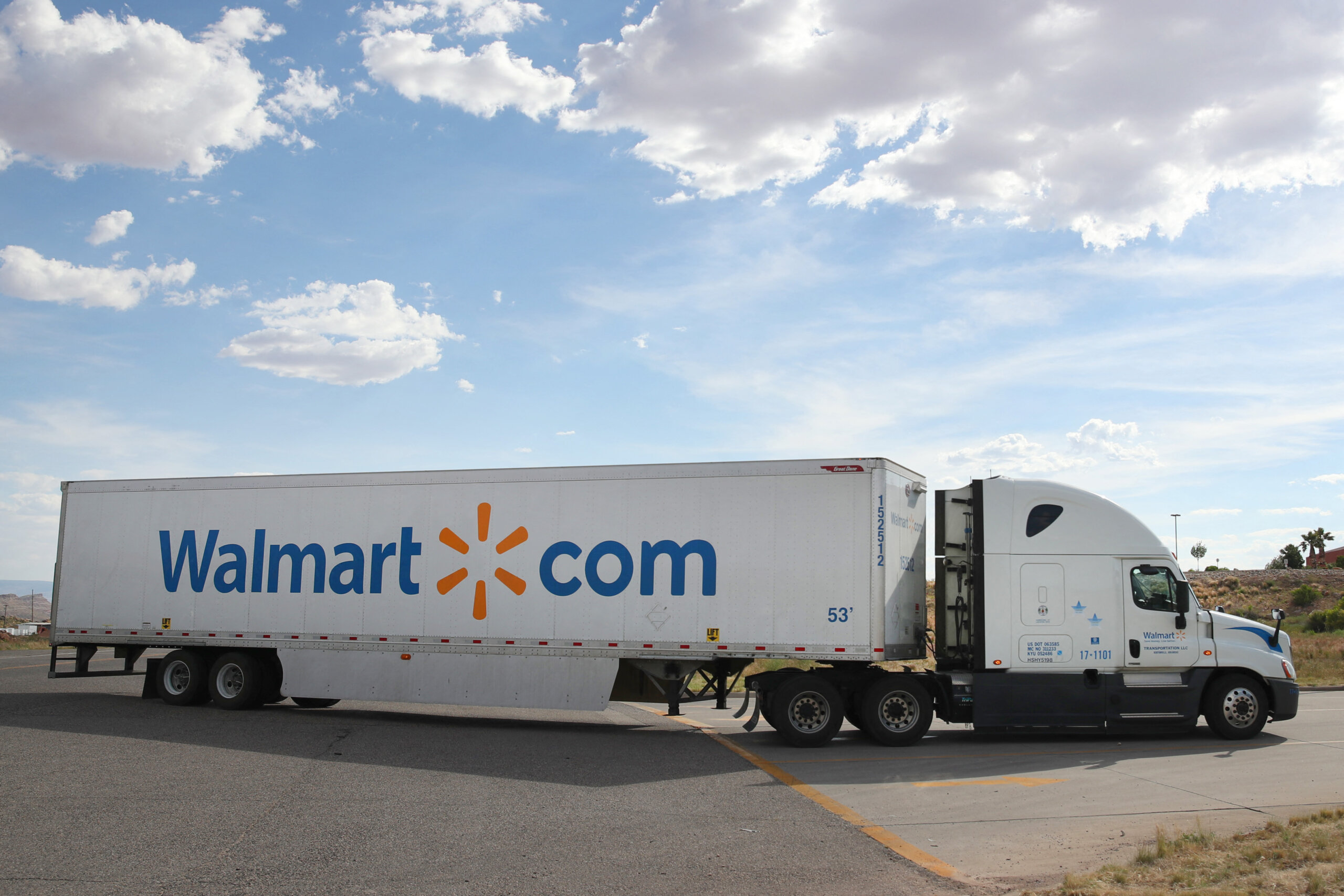 Walmart grows its online grocery distribution footprint by starting fully driverless deliveries of groceries using autonomous vehicles