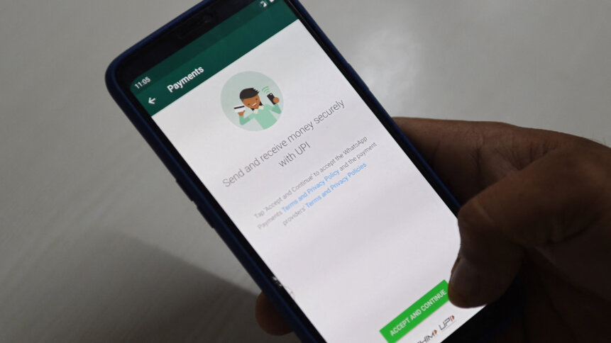 WhatsApp is currently putting an instant payment feature using Pax Dollars (USDP) on trial mode for some users in the US.
