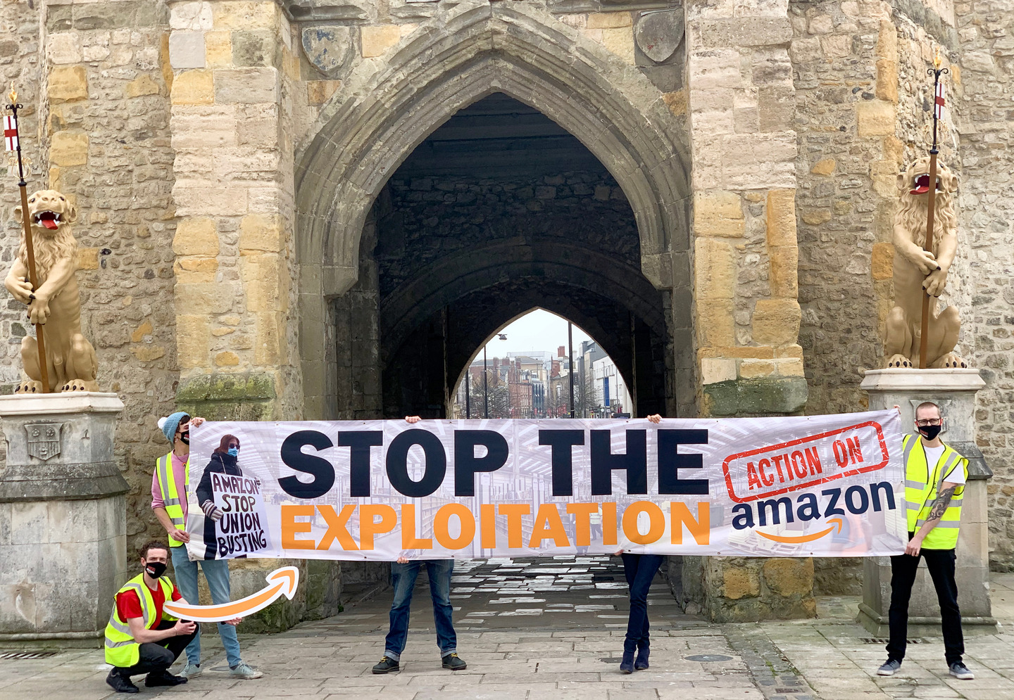 Amazon protesters support strikes.