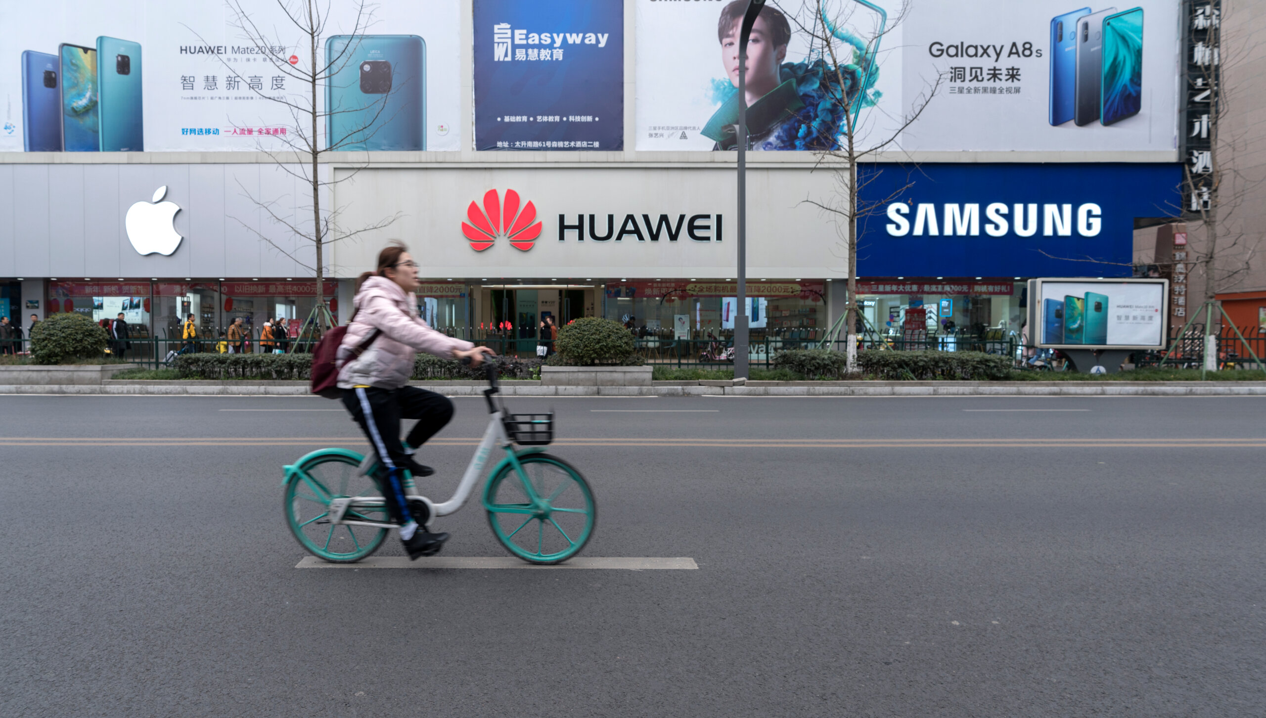 Huawei is likely plotting a return to the 5G smartphone industry by the end of this year.