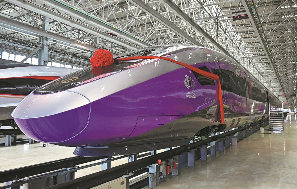 China's high speed rail system is an enviable achievement.