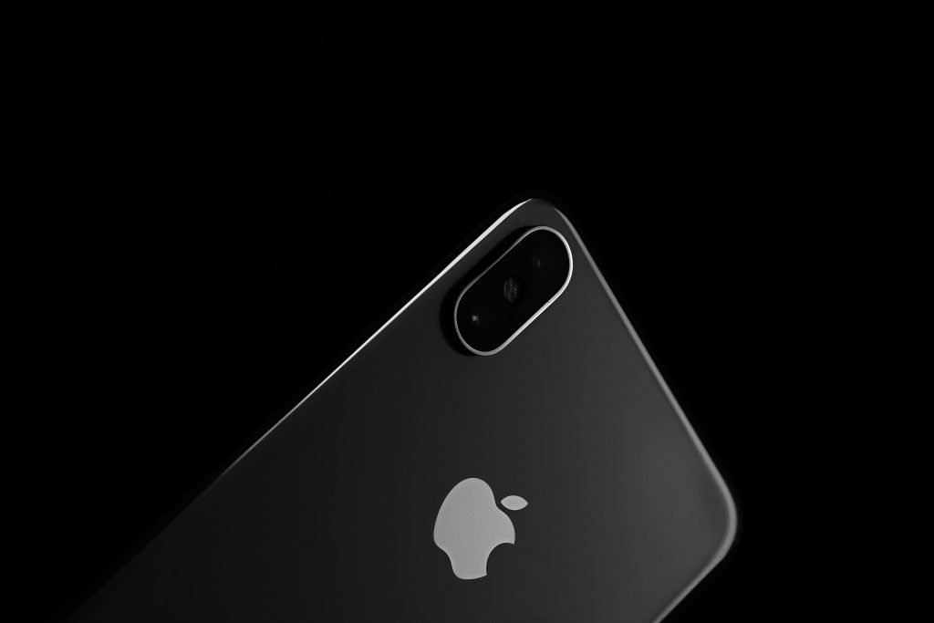Apple puts $100 billion more into US projects, adds Samsung chip deal